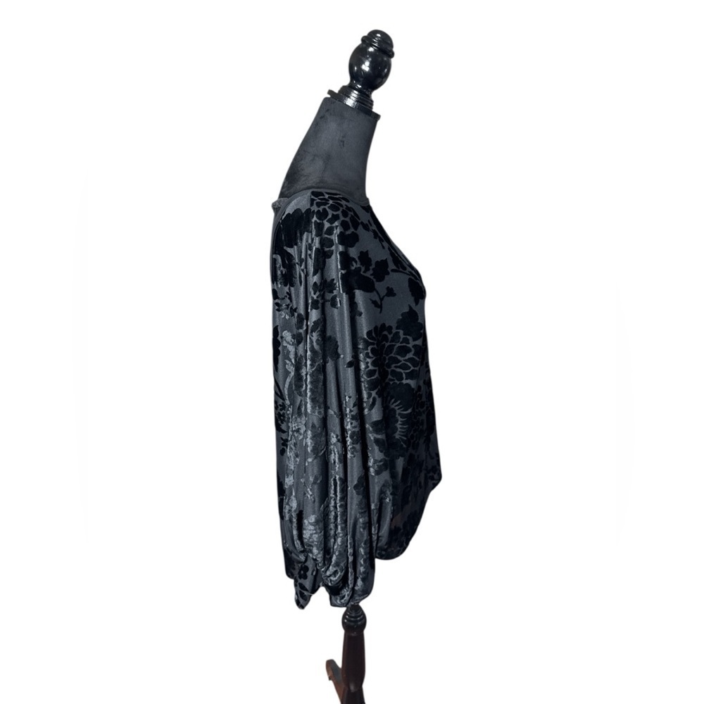 Basically Me Black Velvet Burnout Batwing Top Women’s S/M Oversized Blouse USA - Picture 5 of 9